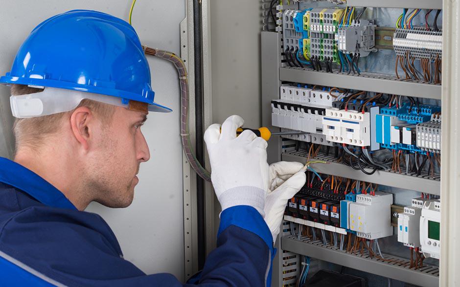 électricien à domicile Paris 15